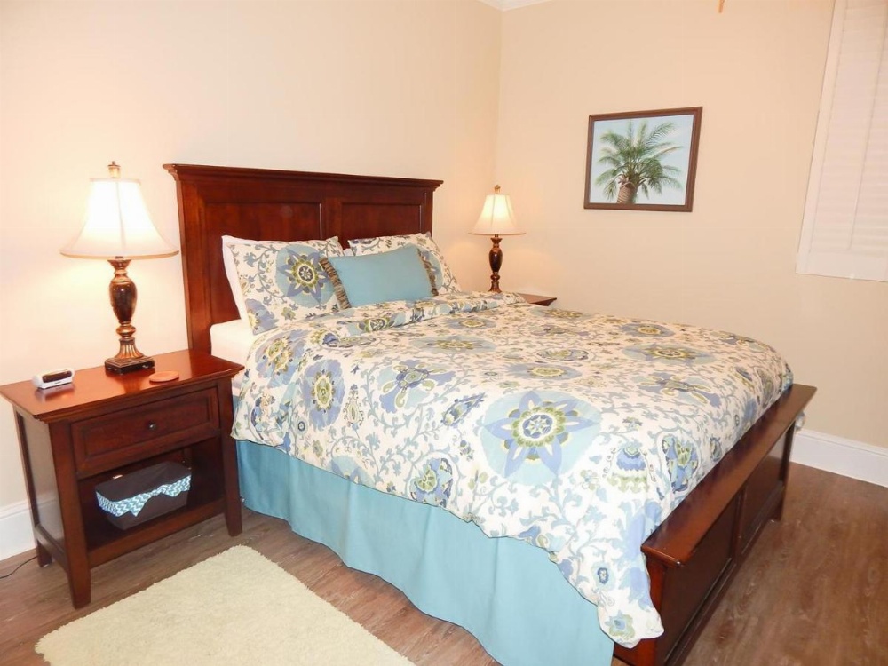 717 Holiday Isle Image 11