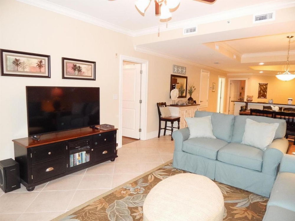 717 Holiday Isle Image 18